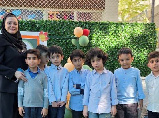 دبستان غیردولتی پسرانه پژوهش